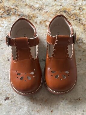 FELIX & FLORA GIRL MARY JANE SHOES SIZE 7
